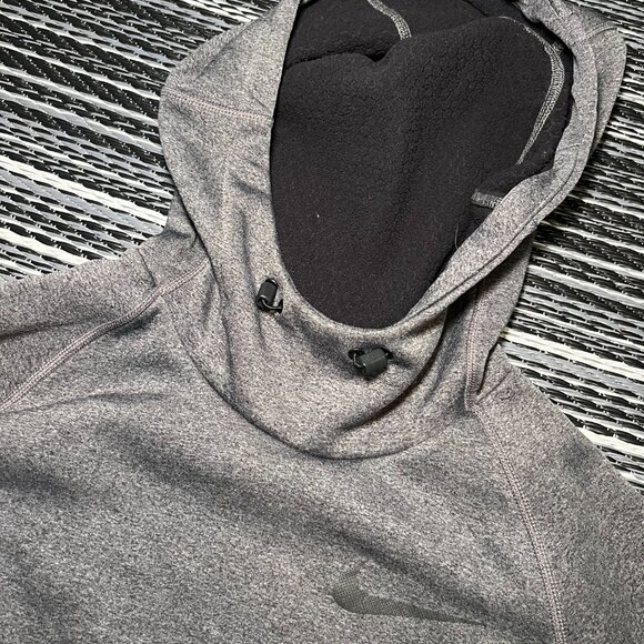 Nike Dri Fit Men's Gray Pullover Hoodie 800221-071 size M - Picture 2 of 4